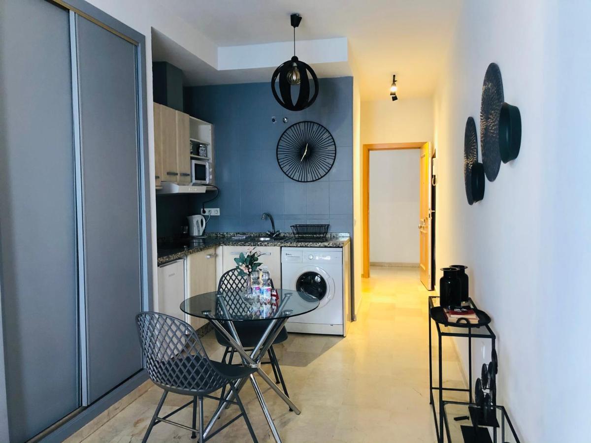 Cozy Studio Malaga Centro By AlohaМалага Экстерьер фото